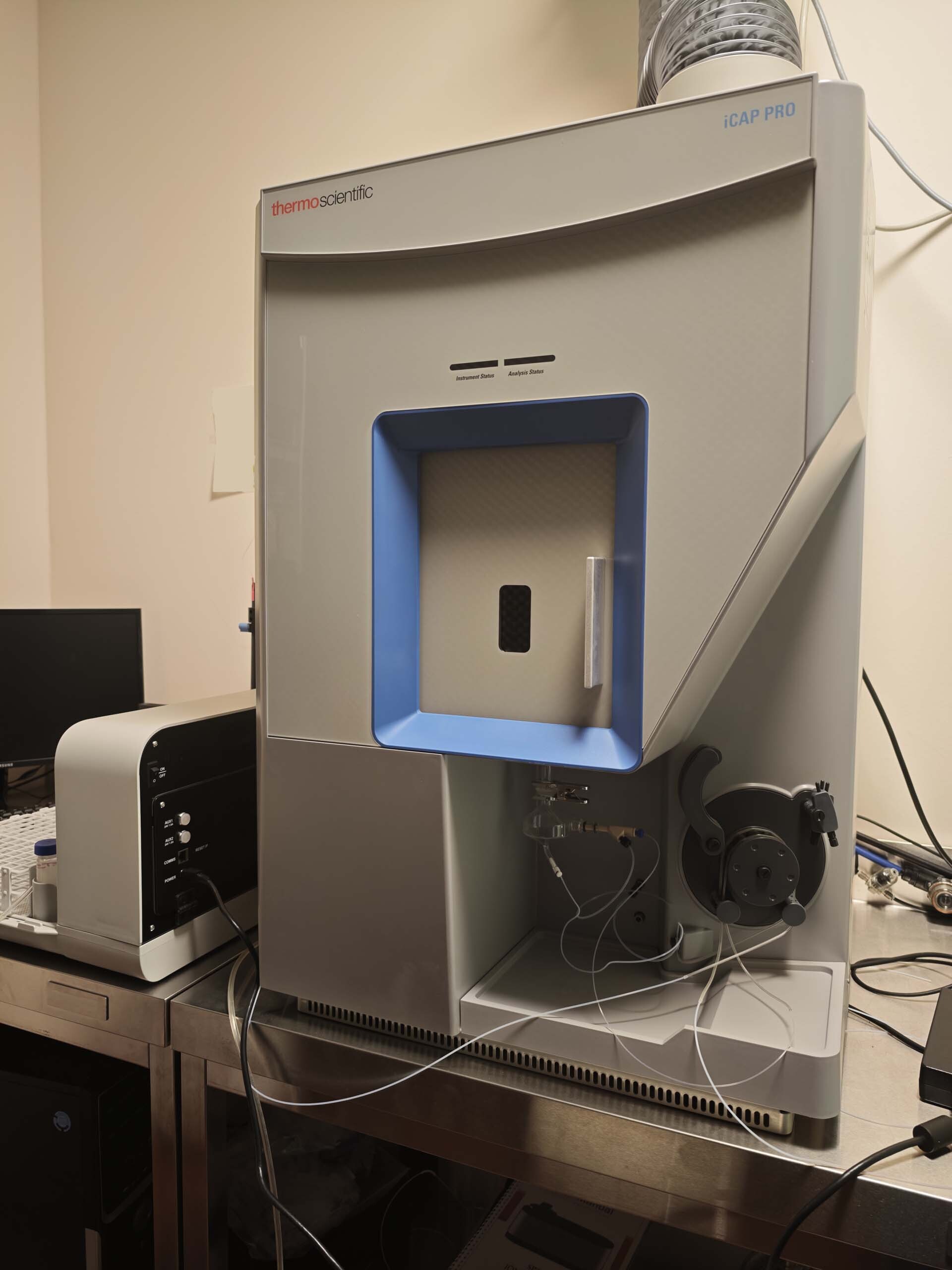 Photo Utilisé THERMO FISHER SCIENTIFIC iCAP Pro X Duo À vendre