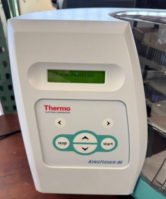 Foto Verwendet THERMO ELECTRON / THERMO FISHER SCIENTIFIC KingFisher 96 Zum Verkauf