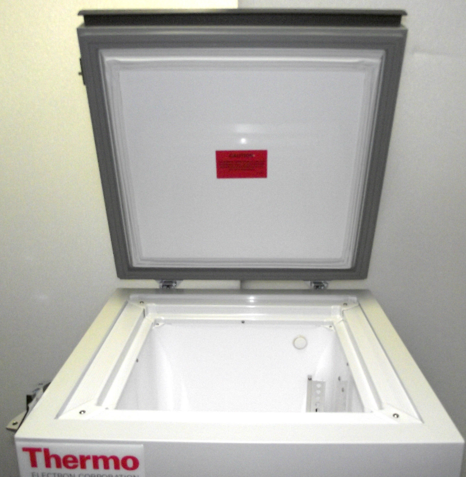 Photo Utilisé THERMO ELECTRON / THERMO FISHER SCIENTIFIC ULT 250-5-A32 À vendre