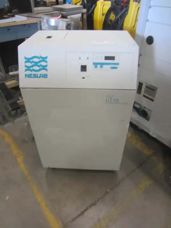 사진 사용됨 THERMO FISHER / NESLAB HX-75 판매용