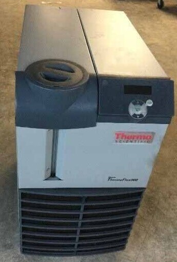 사진 사용됨 THERMO FISHER / NESLAB Thermoflex 900 판매용