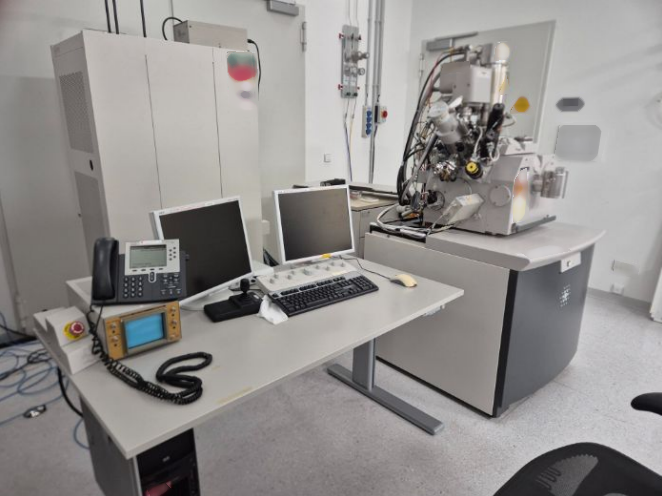 圖為 已使用的 THERMO FISHER SCIENTIFIC / FEI Strata 400 待售