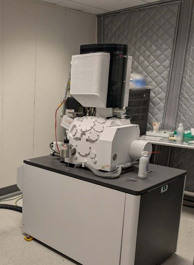 图为 已使用的 THERMO FISHER SCIENTIFIC / PHILIPS / FEI Verios G4 UC 待售