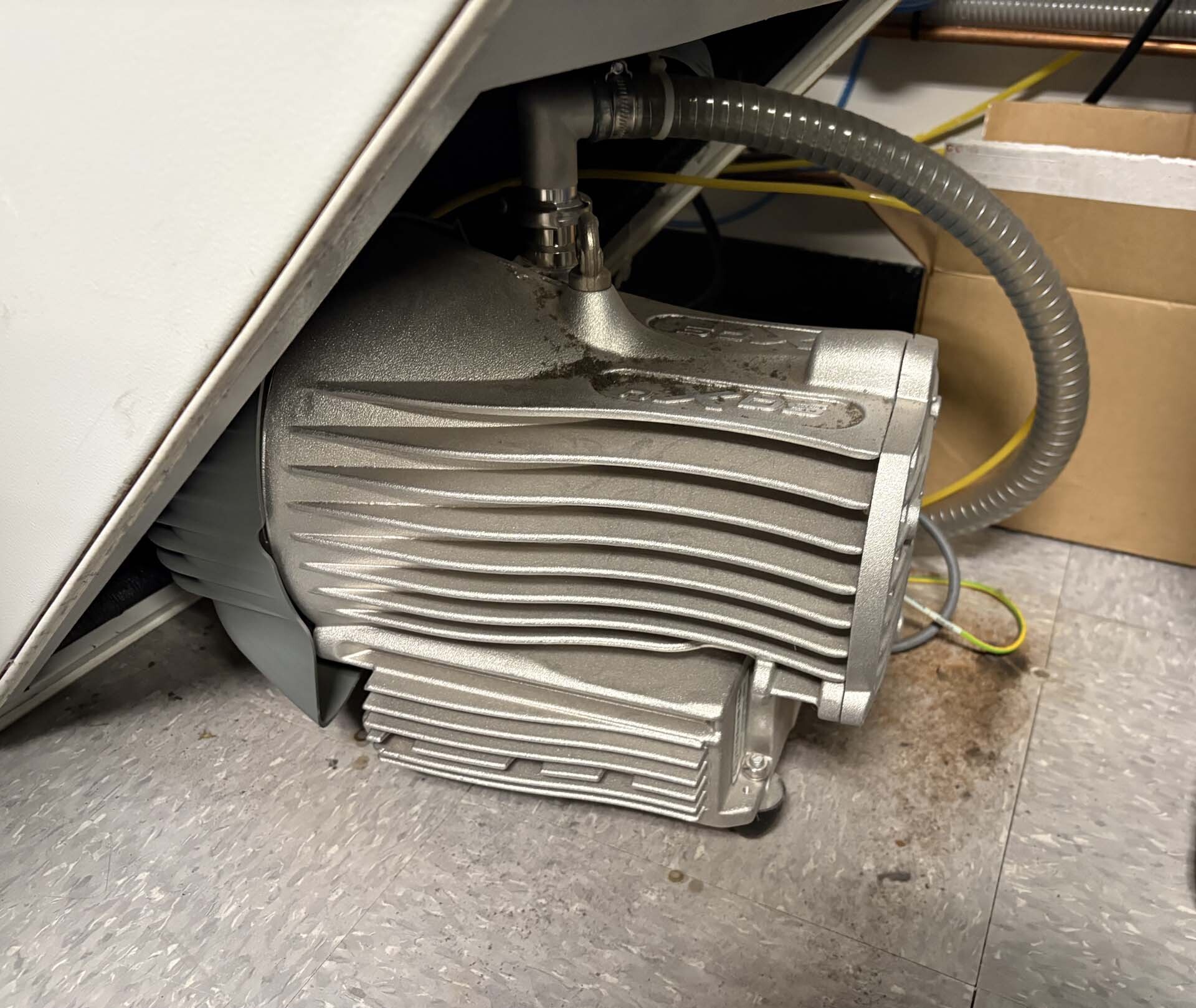 Foto Verwendet THERMO FISHER SCIENTIFIC / PHILIPS / FEI Verios G4 Zum Verkauf