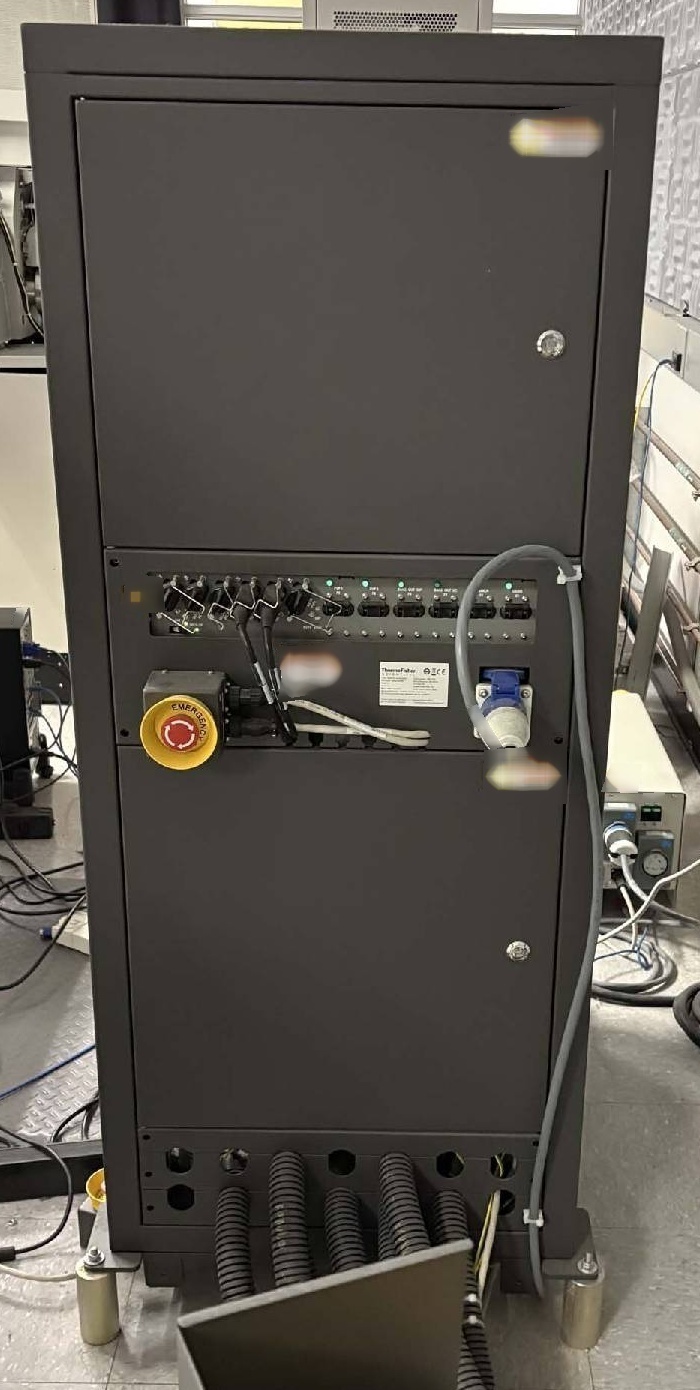 Foto Verwendet THERMO FISHER SCIENTIFIC / PHILIPS / FEI Verios G4 Zum Verkauf