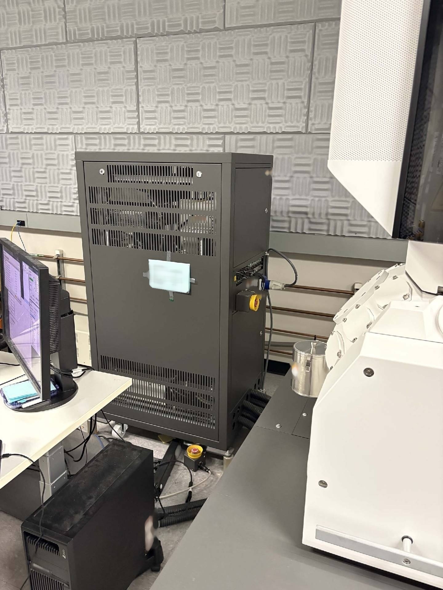 Foto Verwendet THERMO FISHER SCIENTIFIC / PHILIPS / FEI Verios G4 Zum Verkauf
