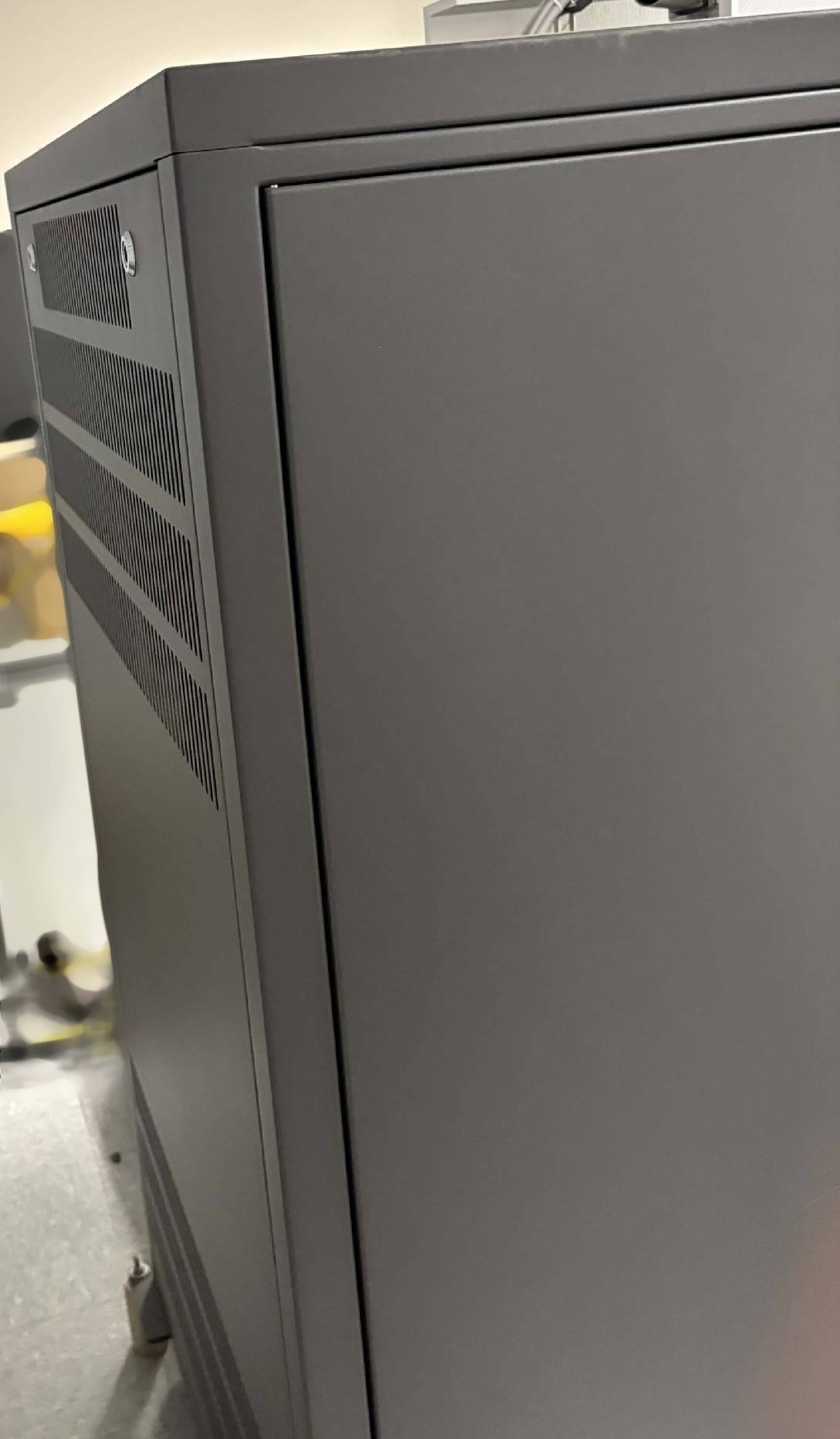 Foto Verwendet THERMO FISHER SCIENTIFIC / PHILIPS / FEI Verios G4 Zum Verkauf