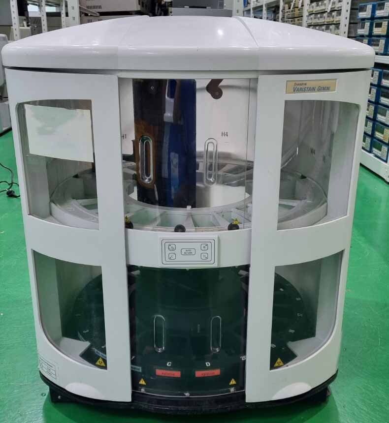 Photo Used THERMO FISHER SCIENTIFIC / SHANDON  Varistain Gemini For Sale