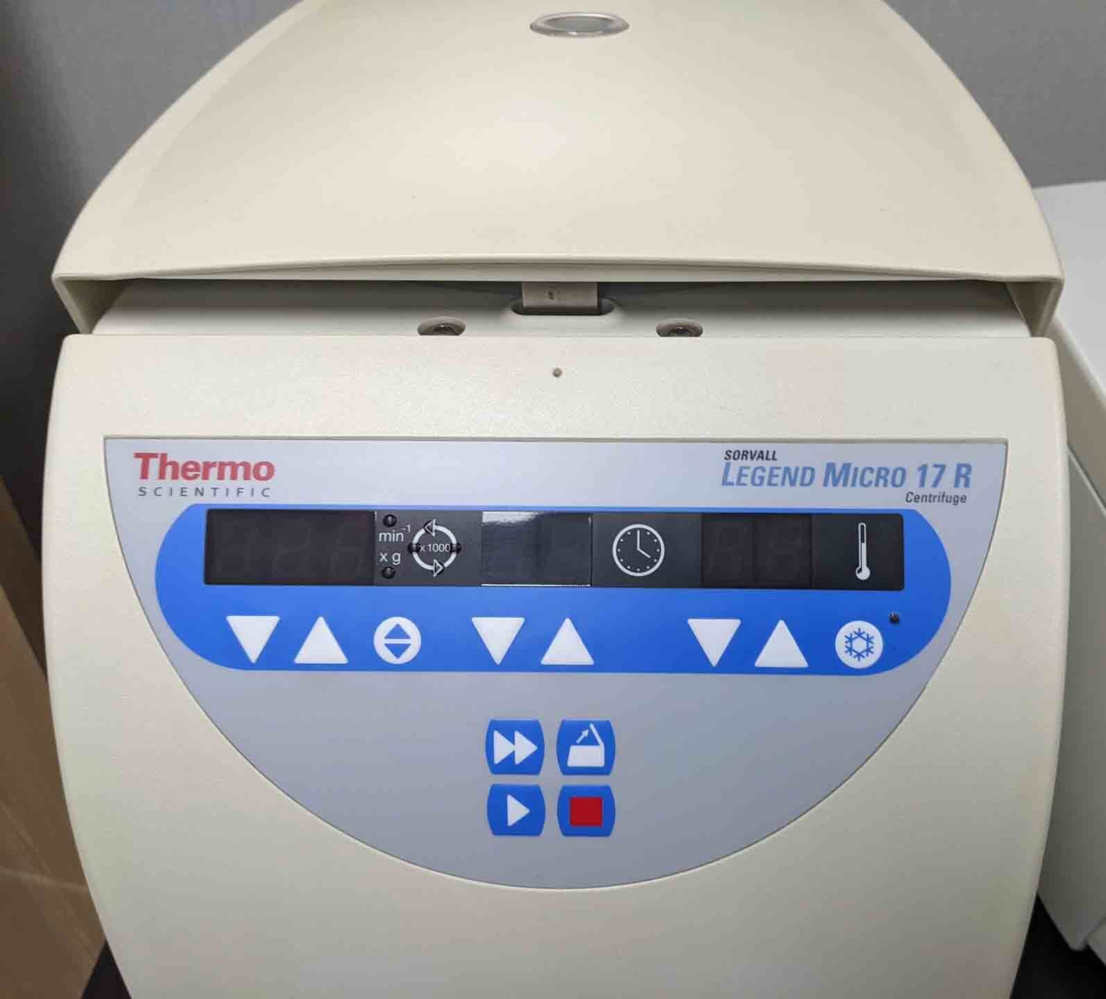 Photo Used THERMO SCIENTIFIC / HERAEUS Legend Micro 17R For Sale