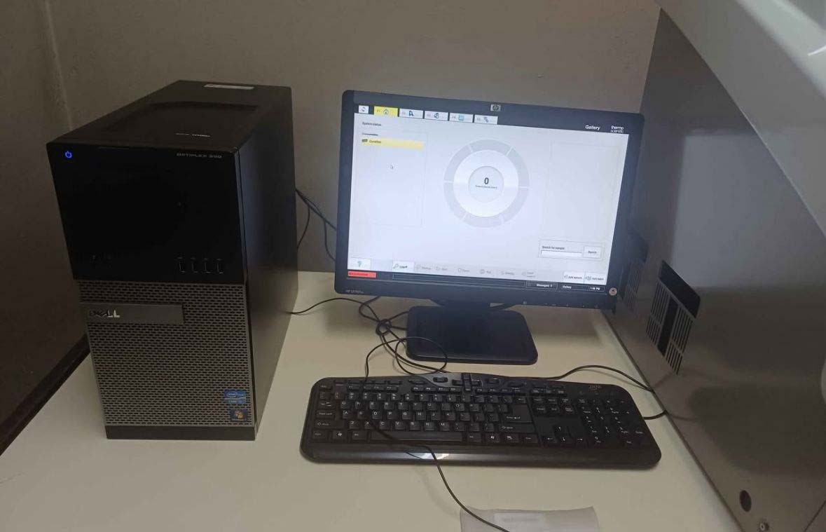 Photo Used THERMO FISHER SCIENTIFIC Gallery For Sale