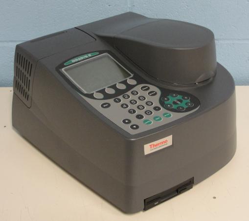 Photo Used THERMO FISHER SCIENTIFIC Genesys 6 For Sale