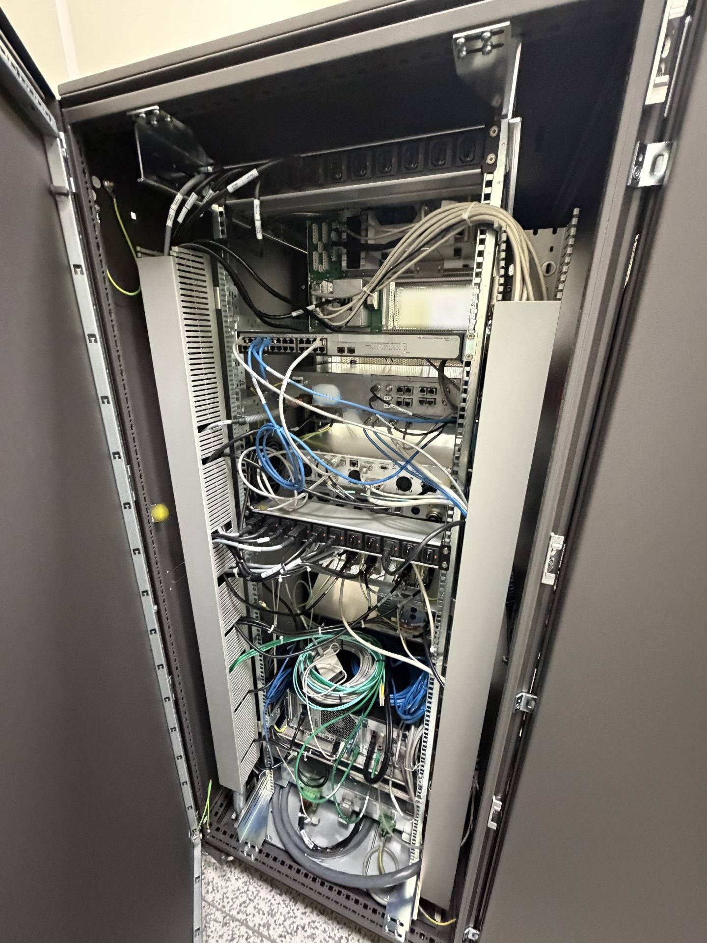 圖為 已使用的 THERMO FISHER SCIENTIFIC Glacios 待售