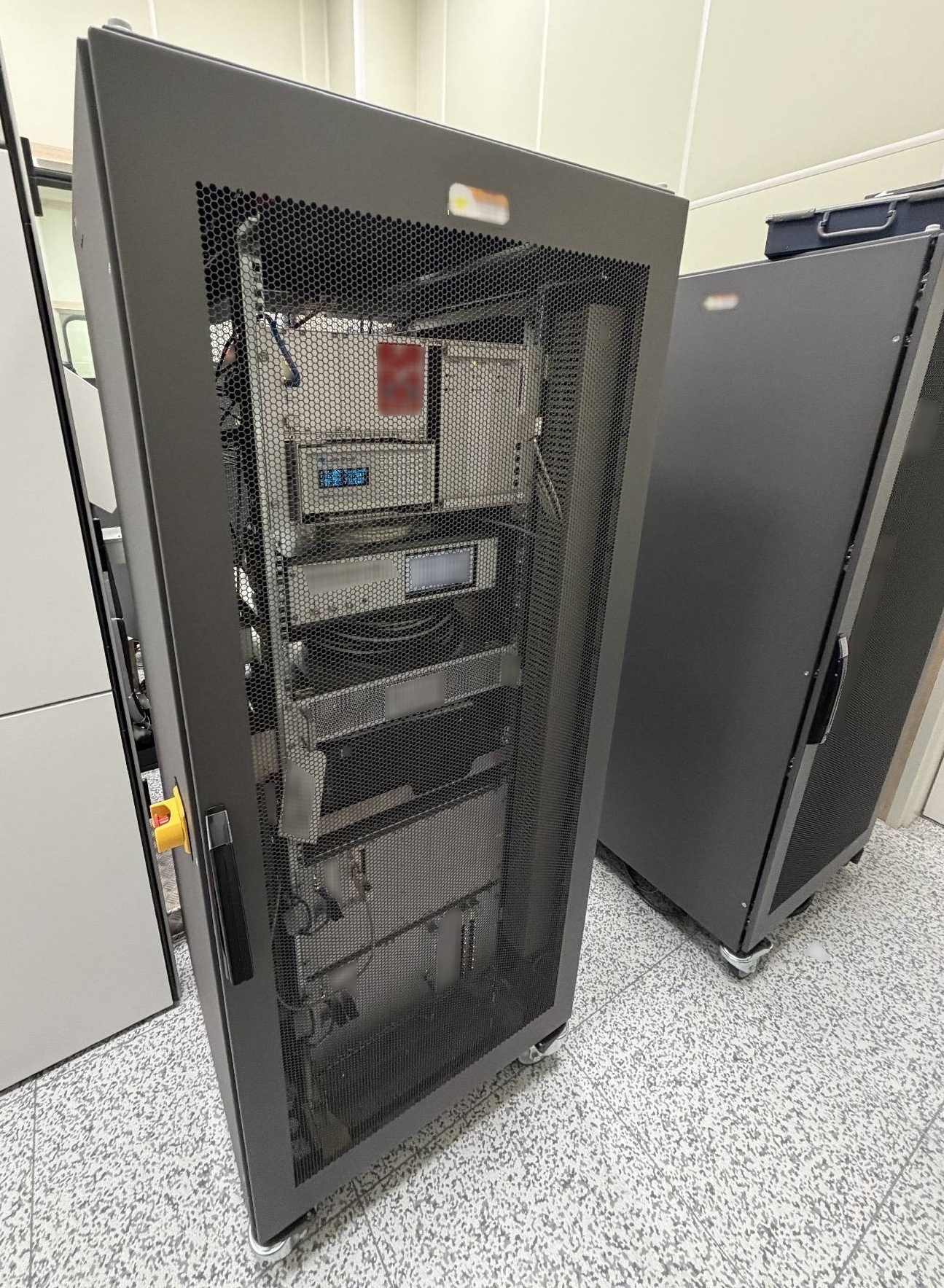 圖為 已使用的 THERMO FISHER SCIENTIFIC Glacios 待售