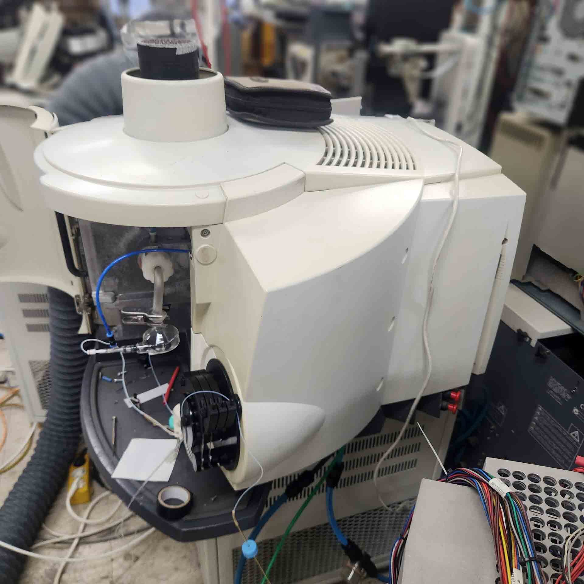 Foto Verwendet THERMO FISHER SCIENTIFIC iCAP 6300 DUO Zum Verkauf