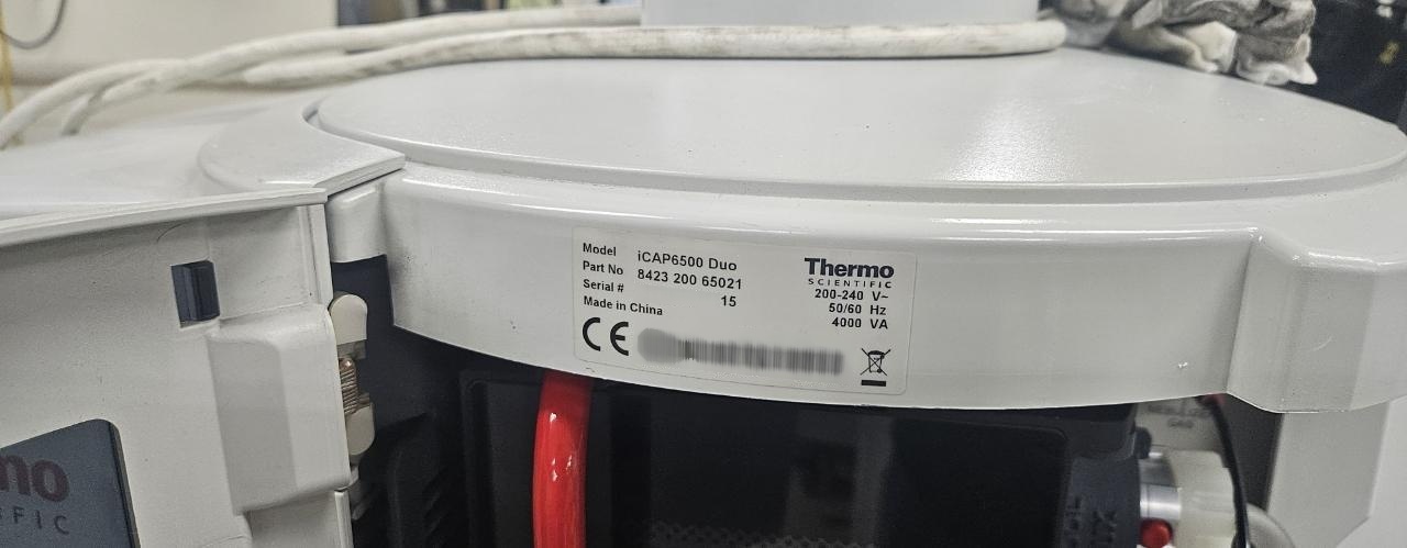 Foto Verwendet THERMO FISHER SCIENTIFIC iCAP 7400 DUO Zum Verkauf