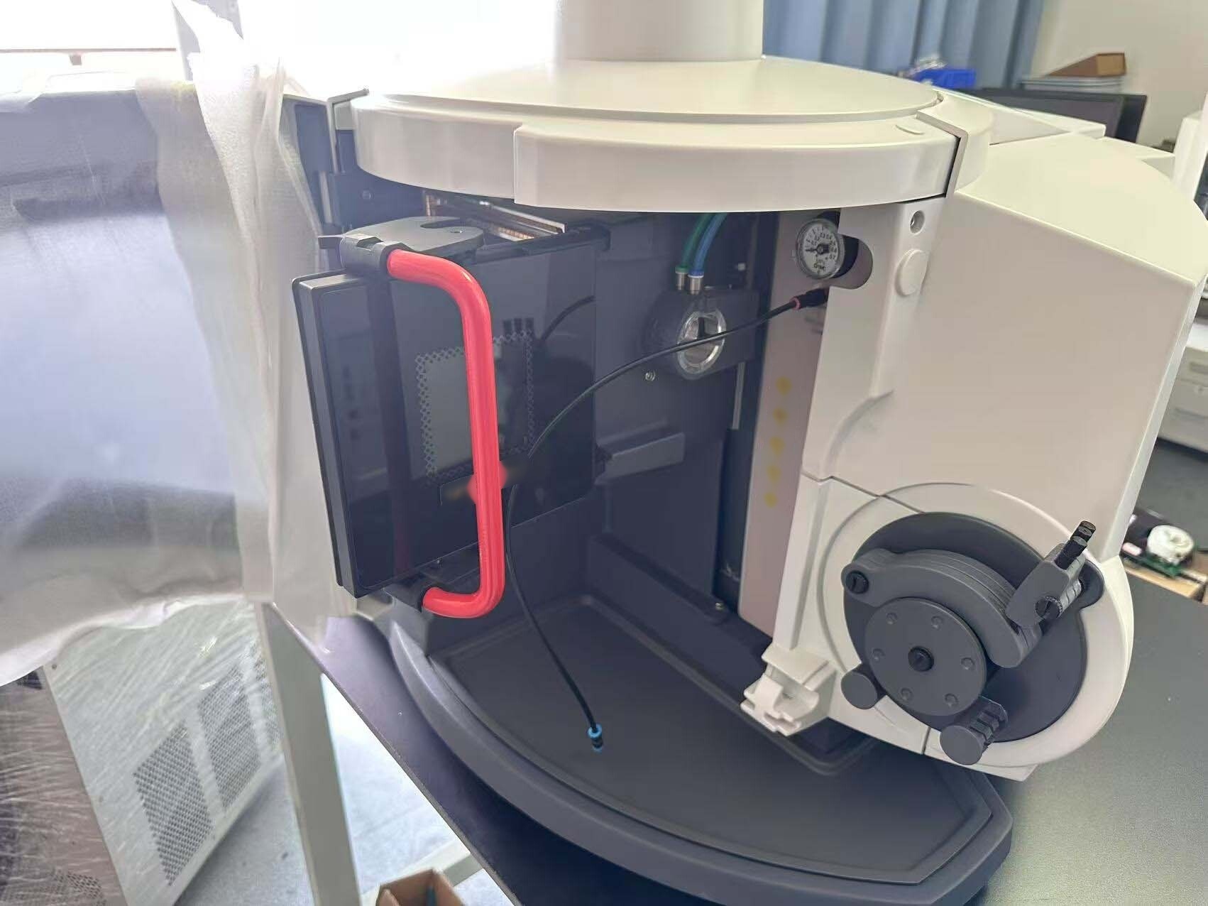 圖為 已使用的 THERMO FISHER SCIENTIFIC iCAP 7400 待售