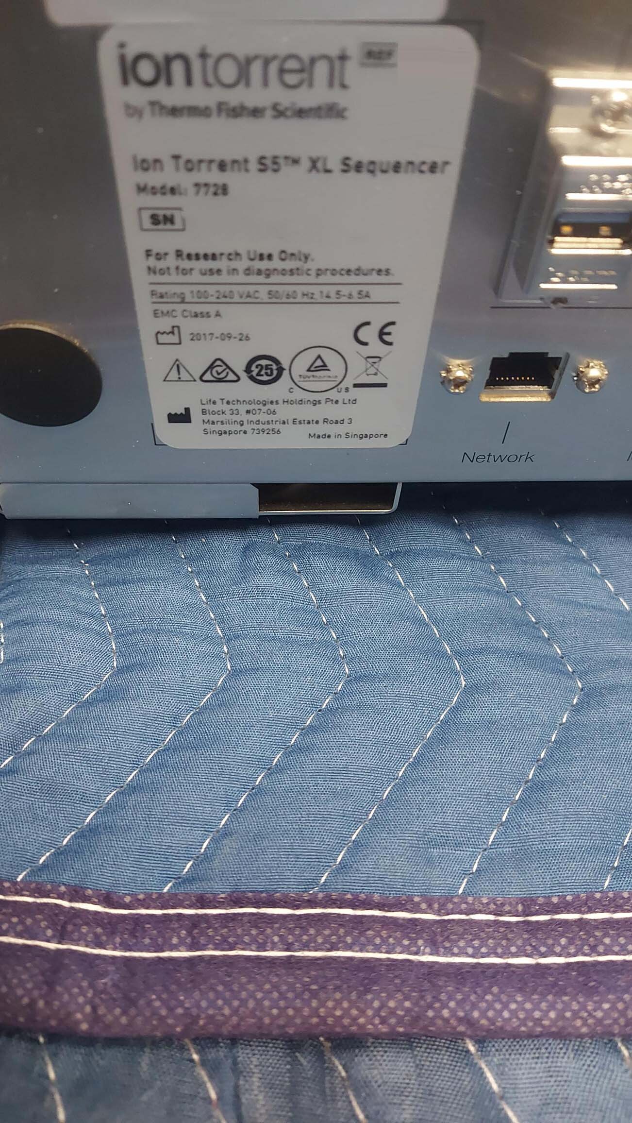 Photo Utilisé THERMO FISHER SCIENTIFIC Ion S5 XL À vendre