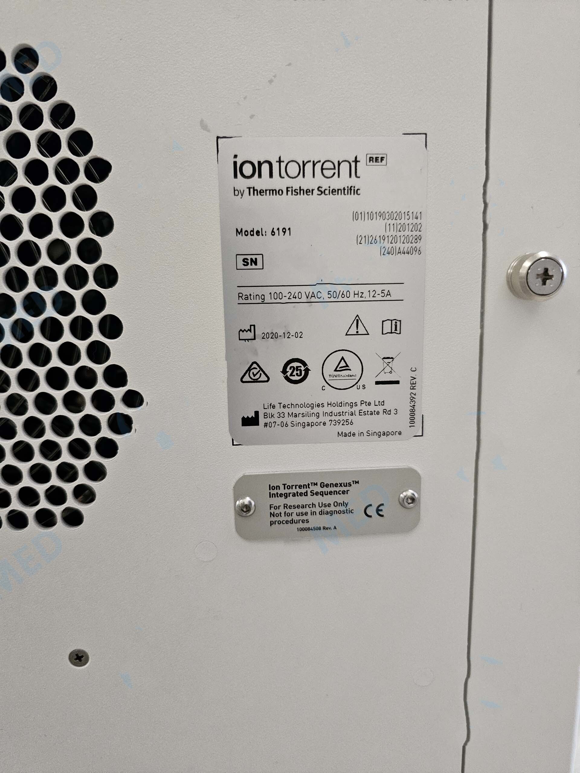 사진 사용됨 THERMO FISHER SCIENTIFIC Ion Torrent Genexus 6191 판매용