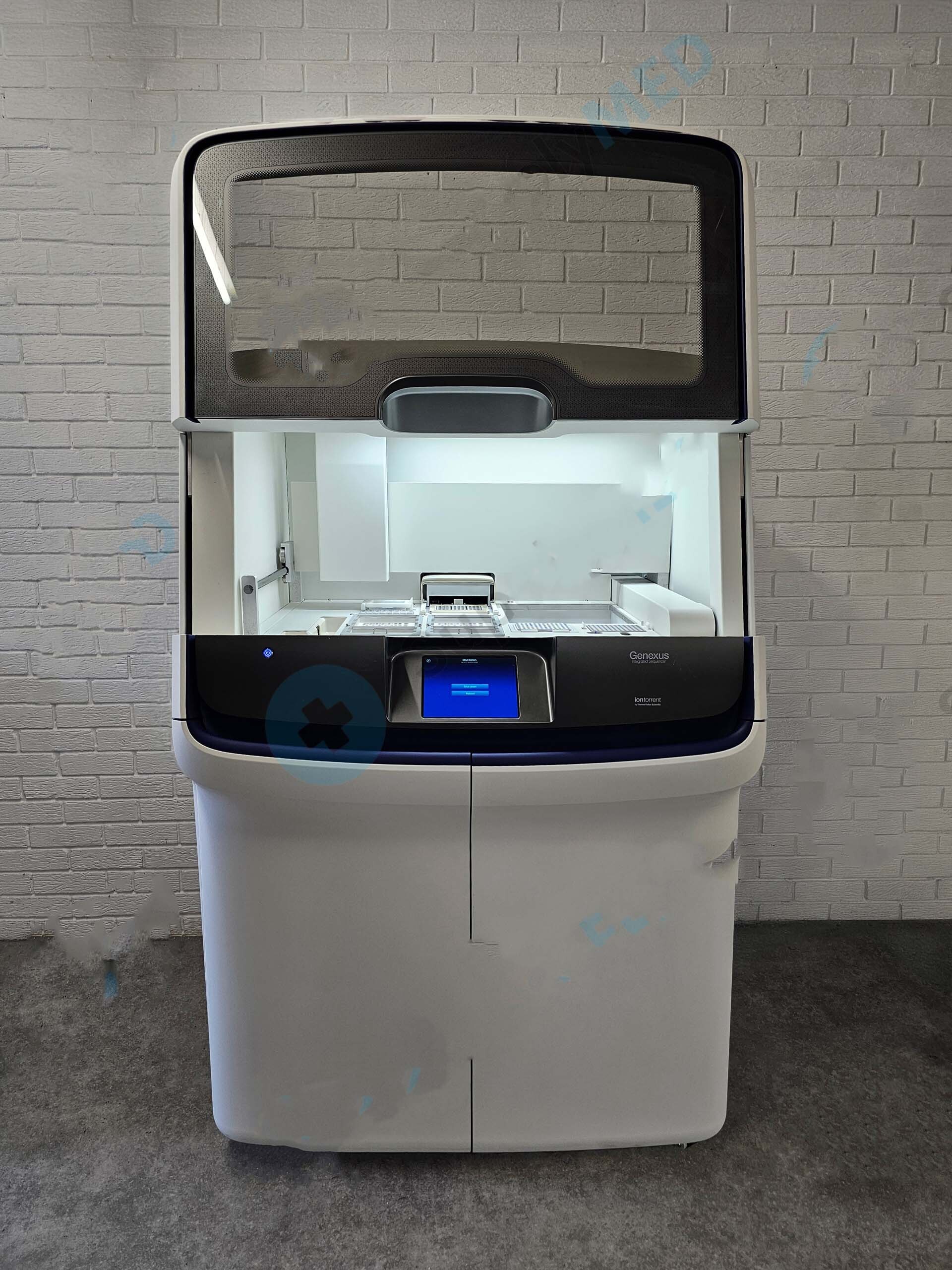 사진 사용됨 THERMO FISHER SCIENTIFIC Ion Torrent Genexus 6191 판매용