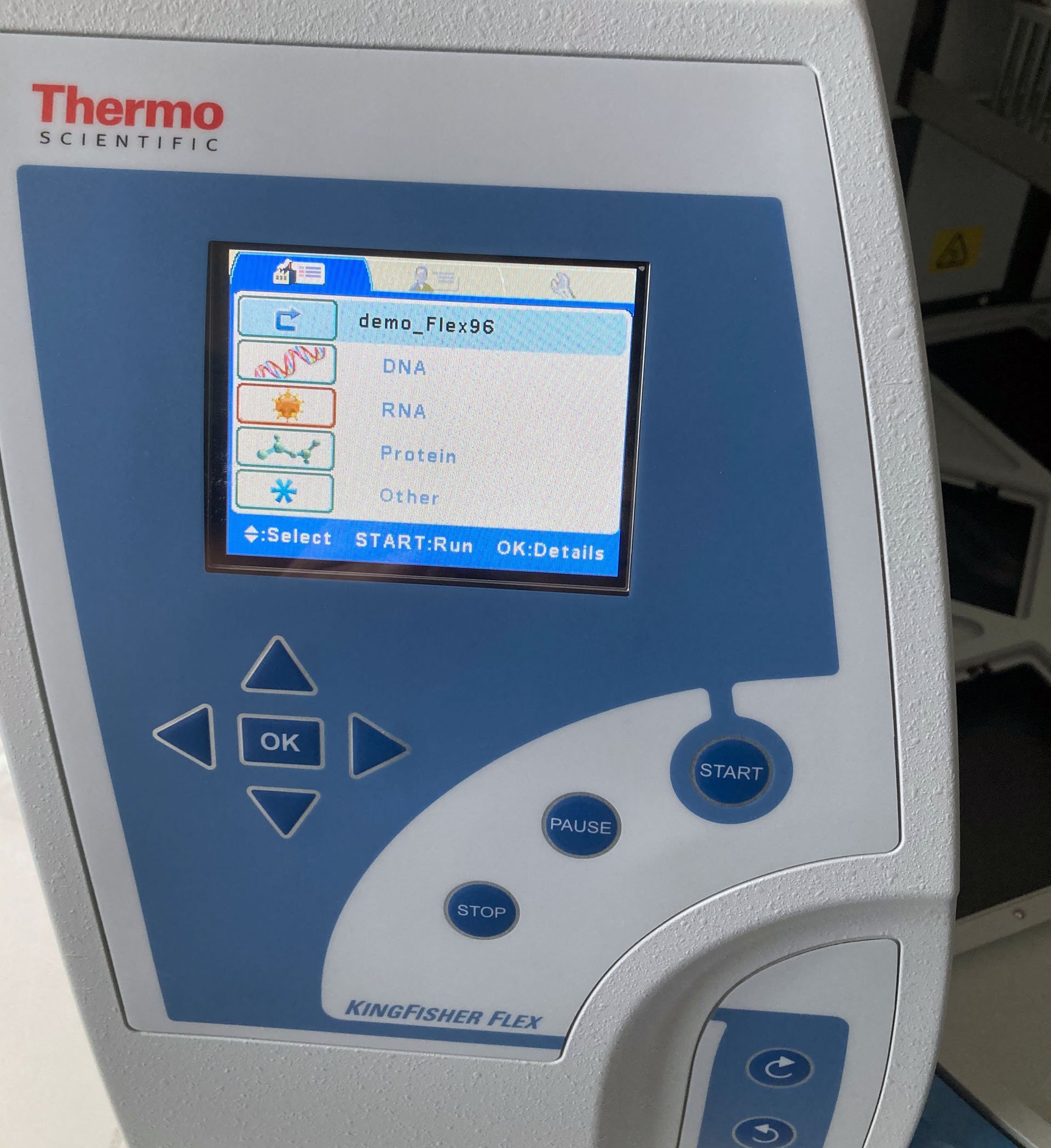 Photo Used THERMO FISHER SCIENTIFIC KingFisher Flex 96 For Sale