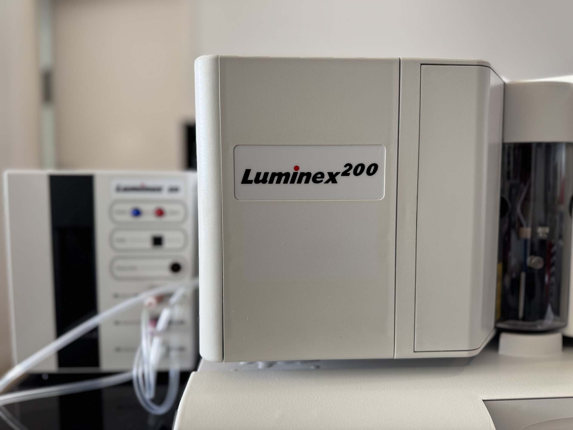 Photo Used THERMO FISHER SCIENTIFIC Luminex 200 For Sale