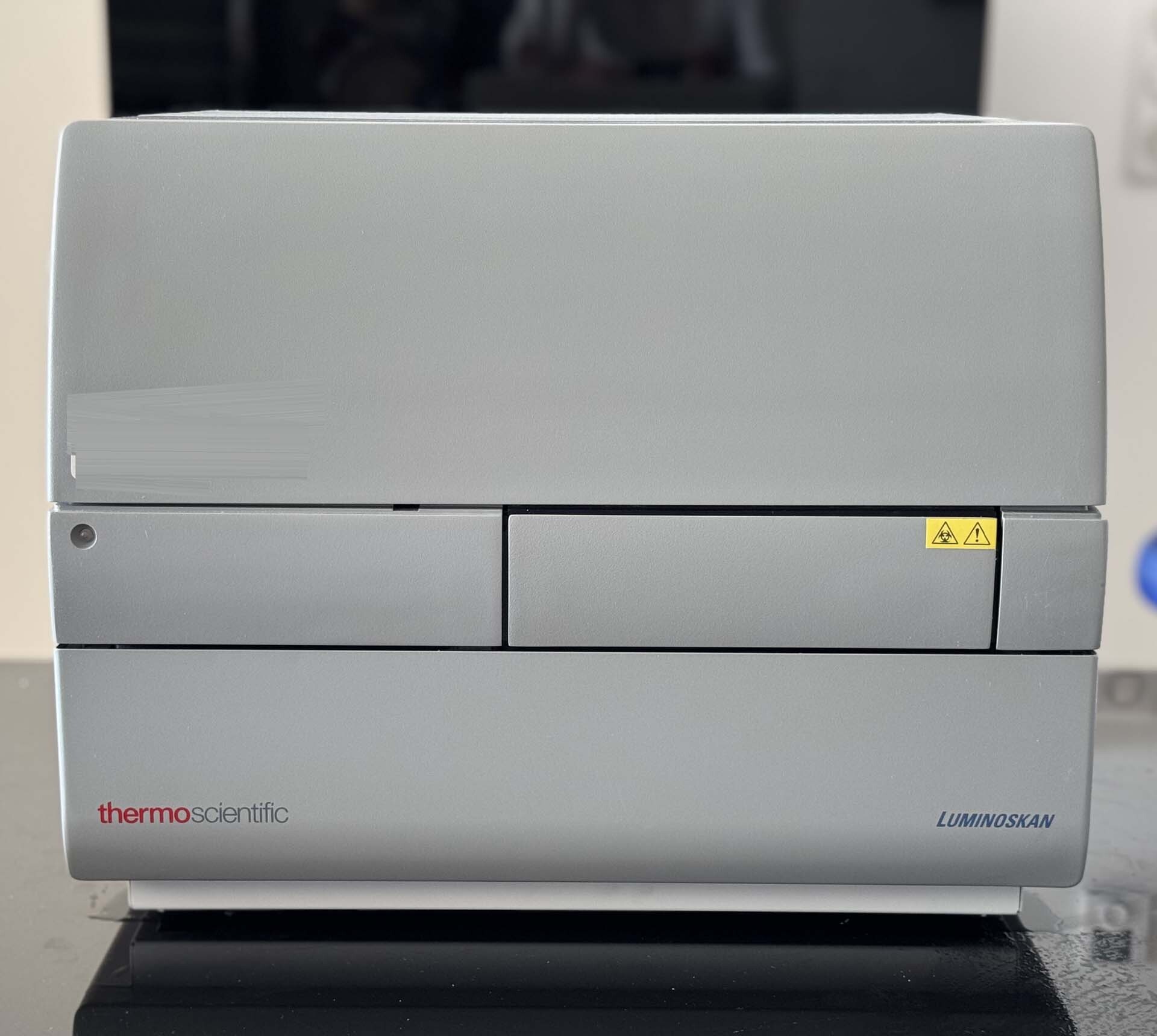 圖為 已使用的 THERMO FISHER SCIENTIFIC Luminoskan 待售