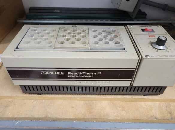 Photo Utilisé THERMO FISHER SCIENTIFIC Pierce Reacti-Therm III À vendre