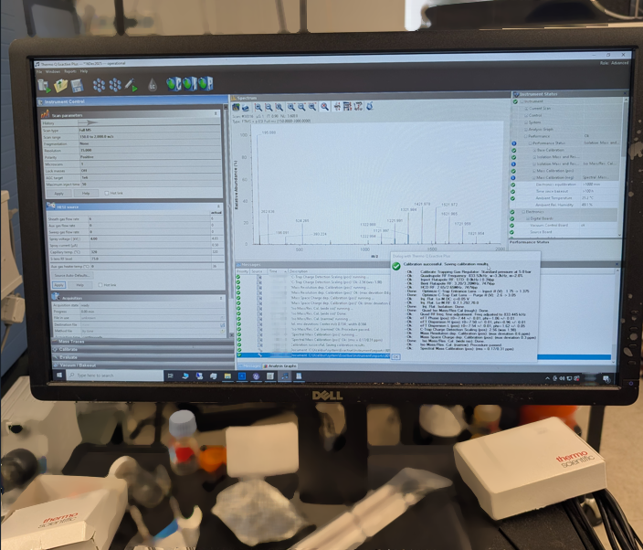 フォト（写真） 使用される THERMO FISHER SCIENTIFIC Q Exactive HF 販売のために