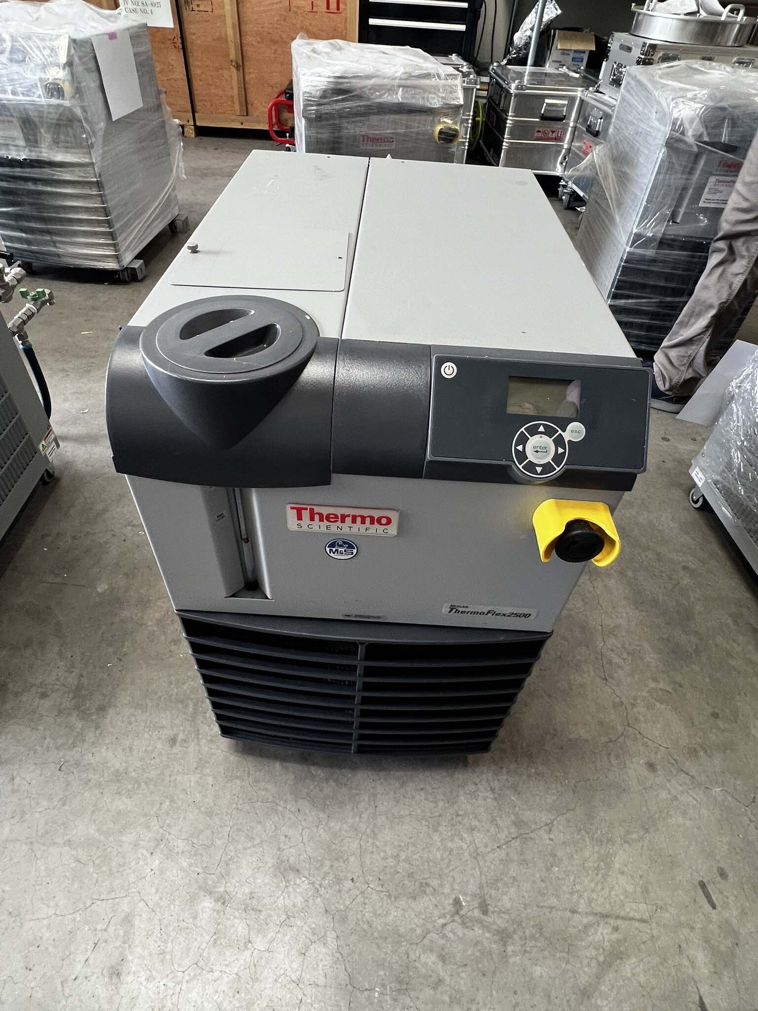 圖為 已使用的 THERMO FISHER ThermoFlex 2500 待售