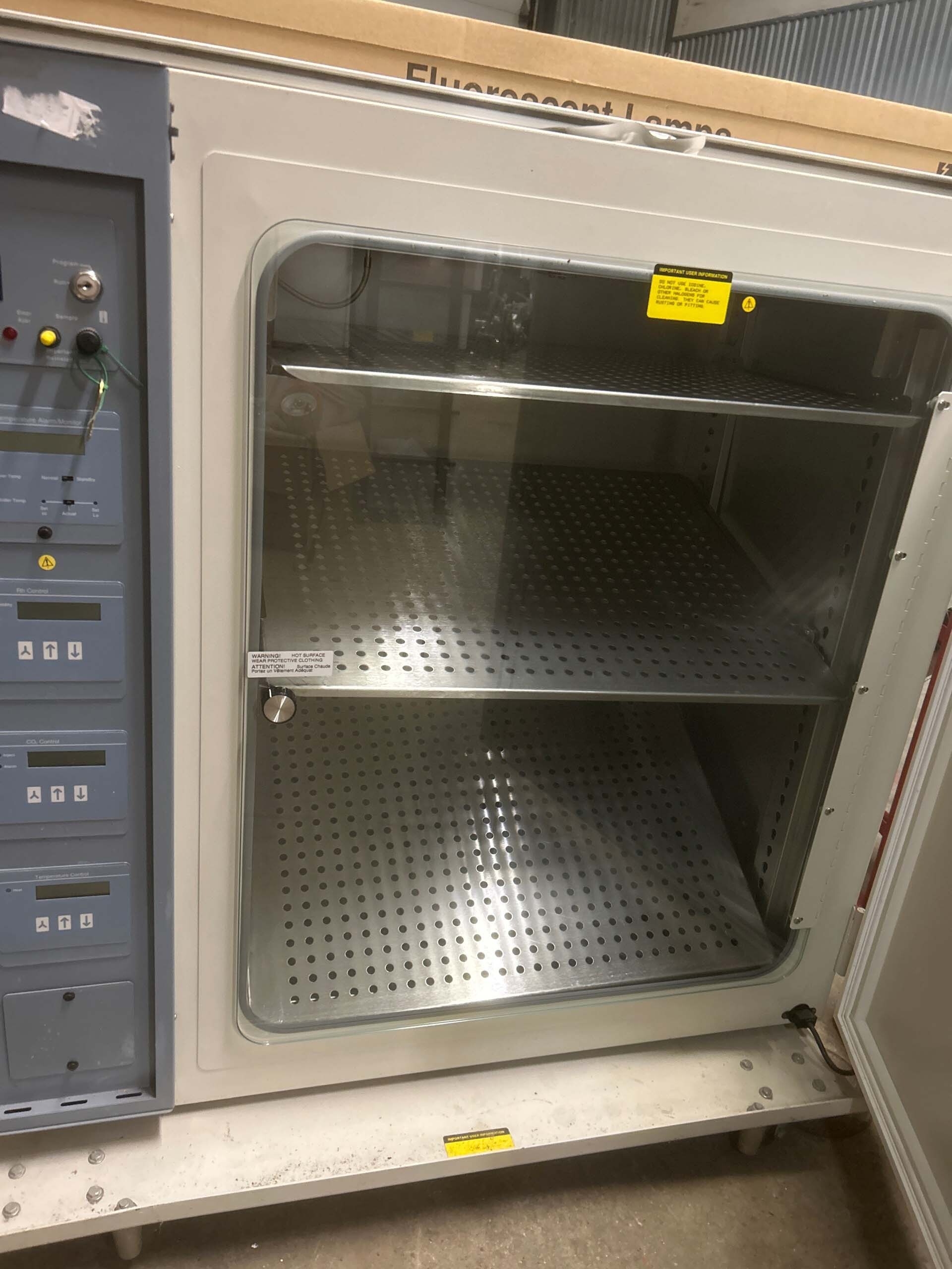 Photo Utilisé THERMO / FORMA Steri-Cult 3033 À vendre