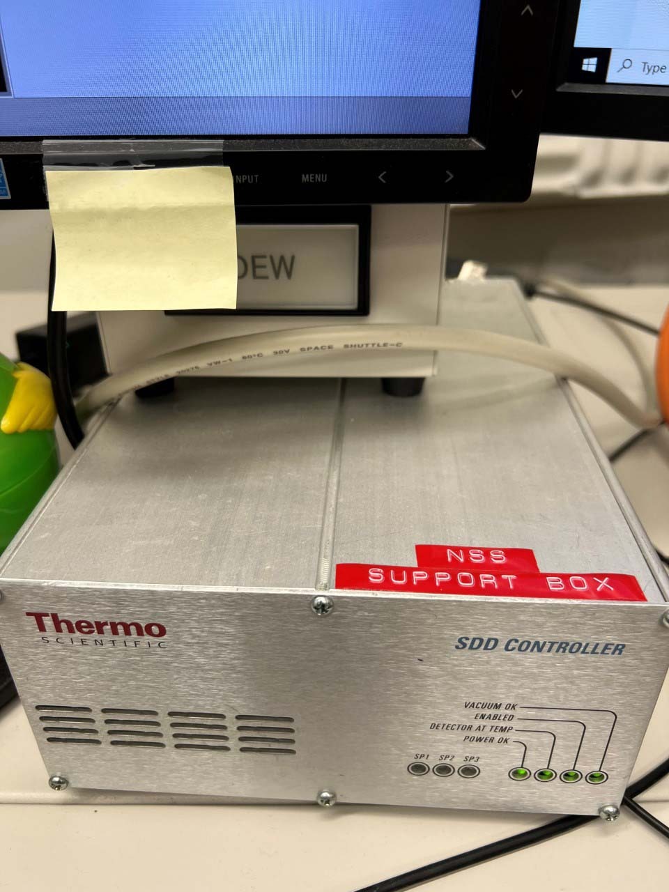 Foto Verwendet THERMO SCIENTIFC / NORAN System 7 Zum Verkauf