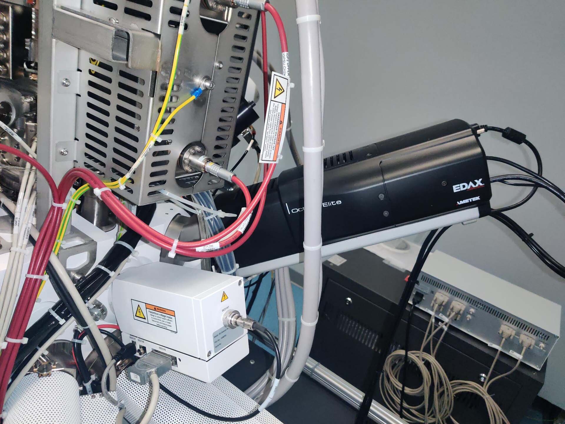 Foto Verwendet THERMO SCIENTIFC Scios 2 HiVac Zum Verkauf