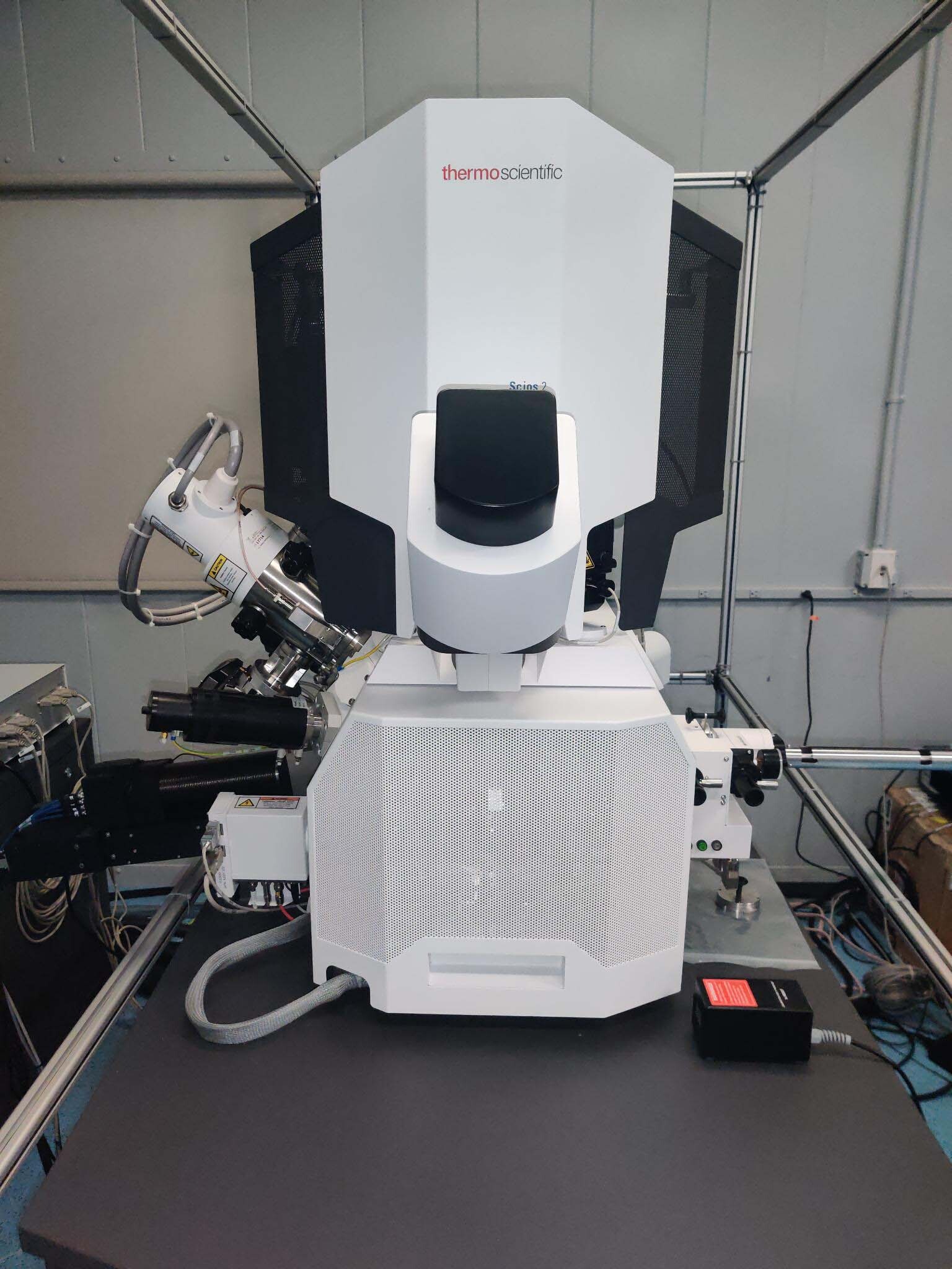 Foto Verwendet THERMO SCIENTIFC Scios 2 HiVac Zum Verkauf