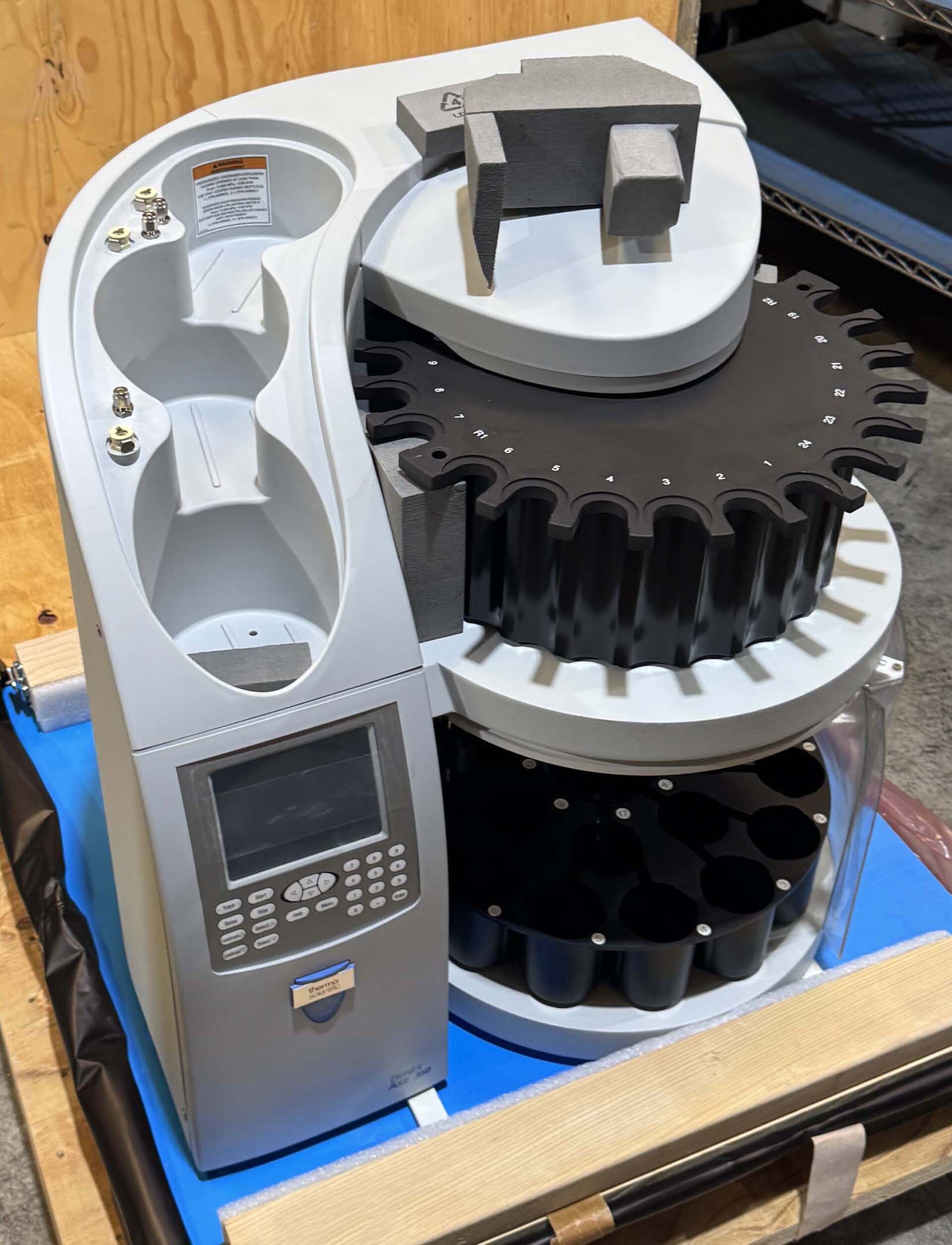 图为 已使用的 THERMO SCIENTIFIC / DIONEX ASE 350 待售