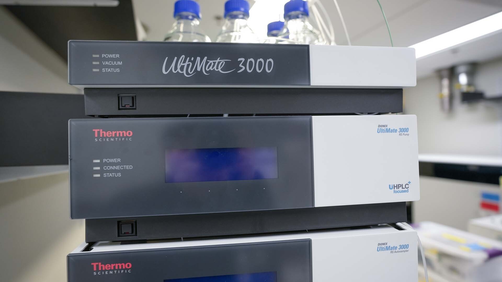 图为 已使用的 THERMO SCIENTIFIC / DIONEX Ultimate 3000 待售