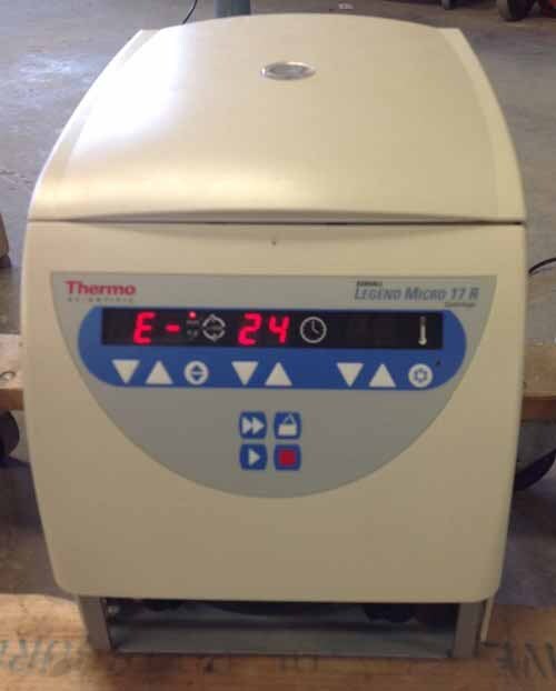 Photo Used THERMO SCIENTIFIC / HERAEUS Legend Micro 17R For Sale