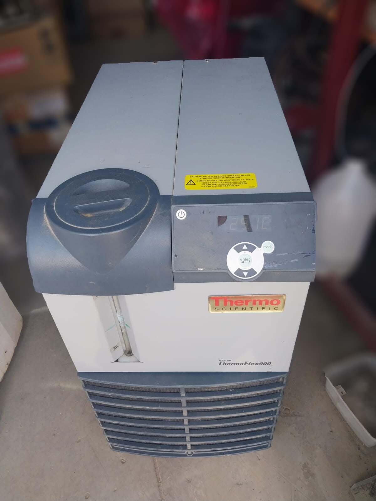 Foto Verwendet THERMO SCIENTIFIC NESLAB ThermoFlex 900 Zum Verkauf