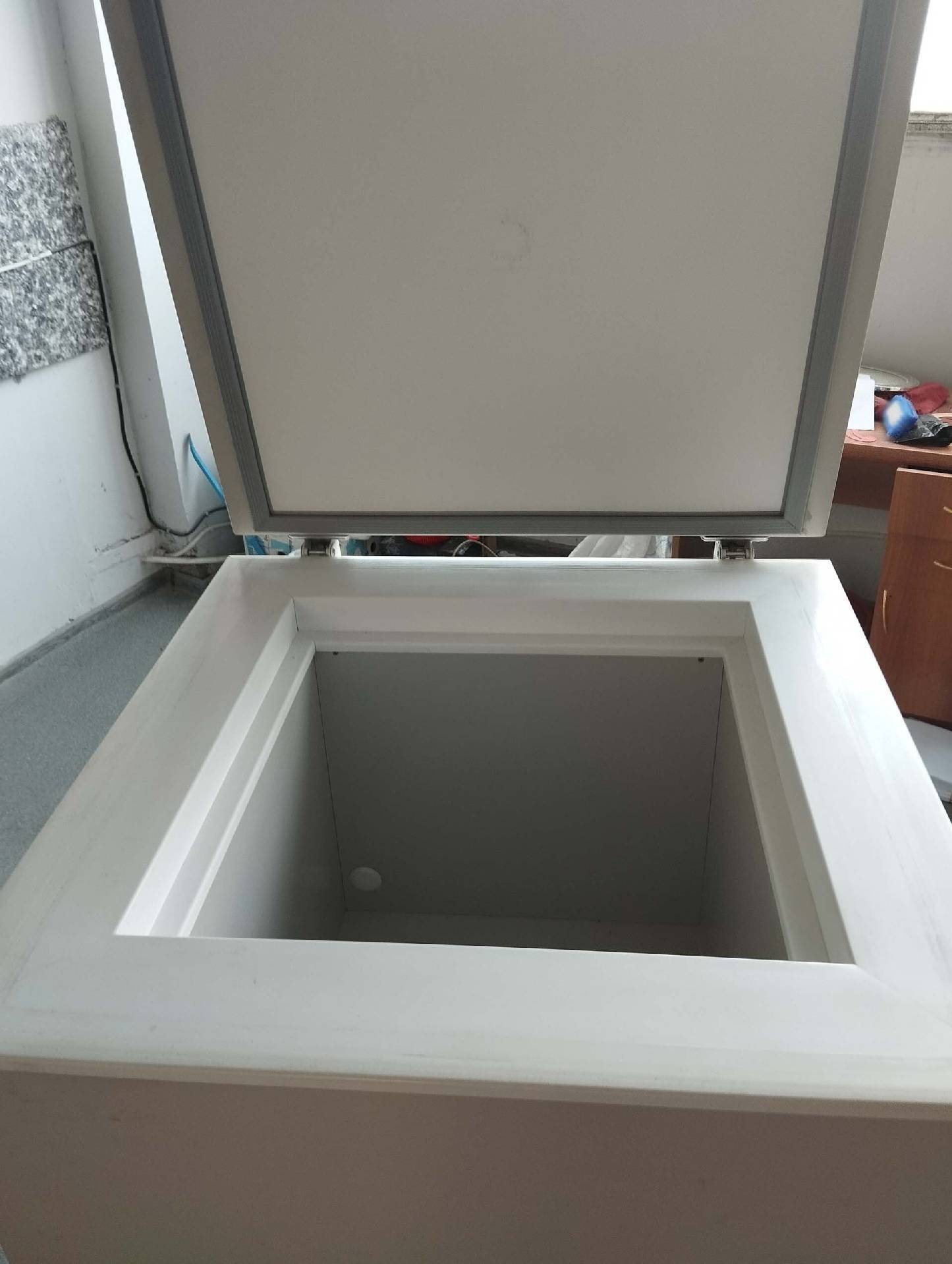 图为 已使用的 THERMO SCIENTIFIC 8250 / LABFRZ 待售
