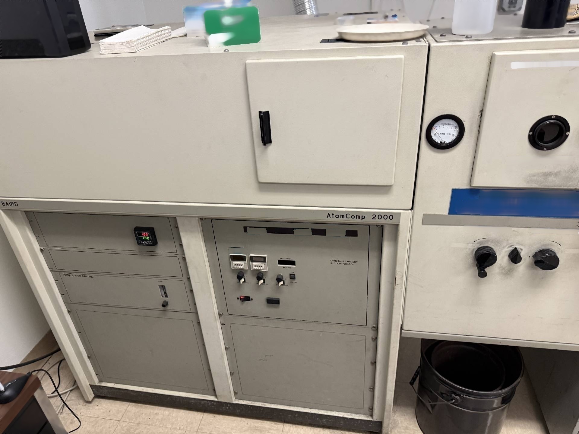 圖為 已使用的 THERMO SCIENTIFIC AtomComp 2000 DC ARC 待售