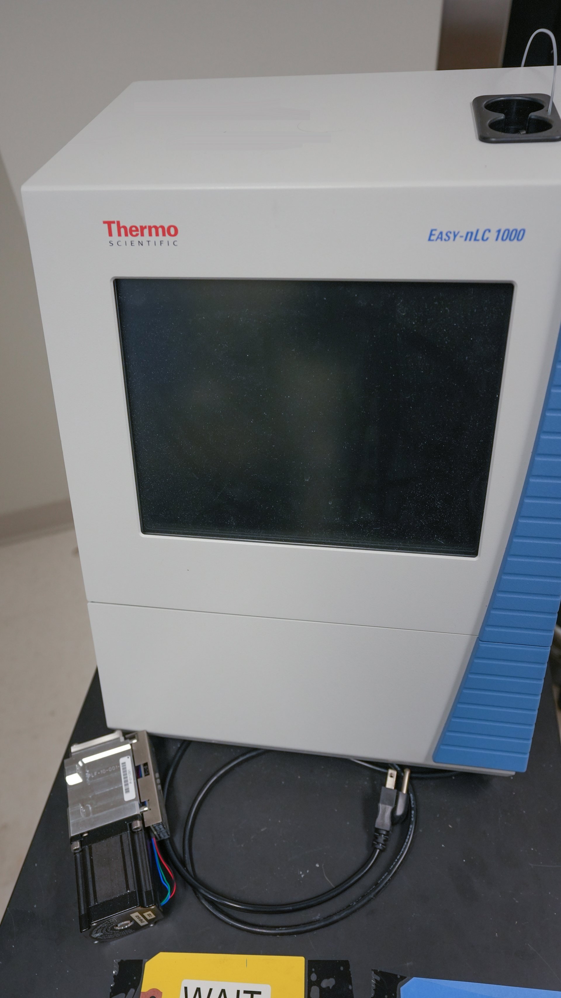 사진 사용됨 THERMO SCIENTIFIC EASY-nLC 1000 판매용