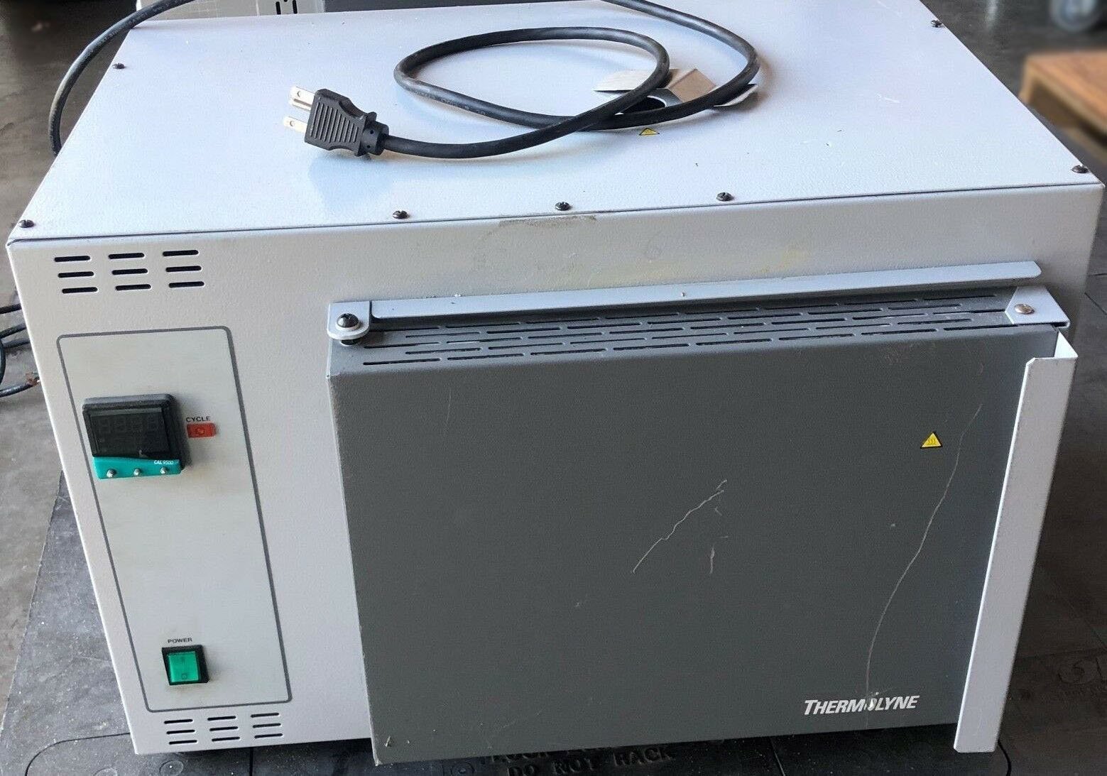 Photo Used THERMO SCIENTIFIC F62730 For Sale