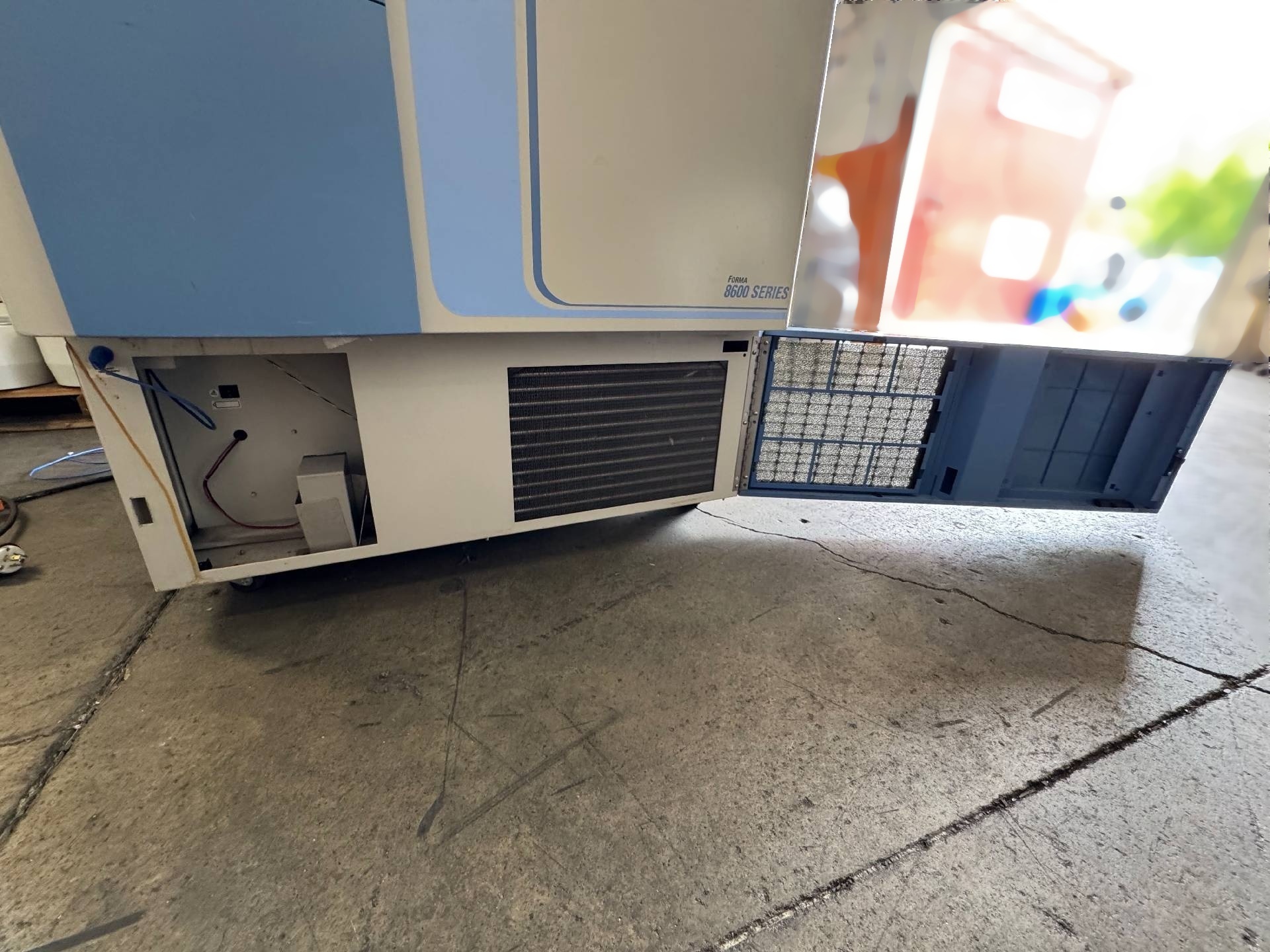 Foto Verwendet THERMO SCIENTIFIC Forma 8695 Zum Verkauf