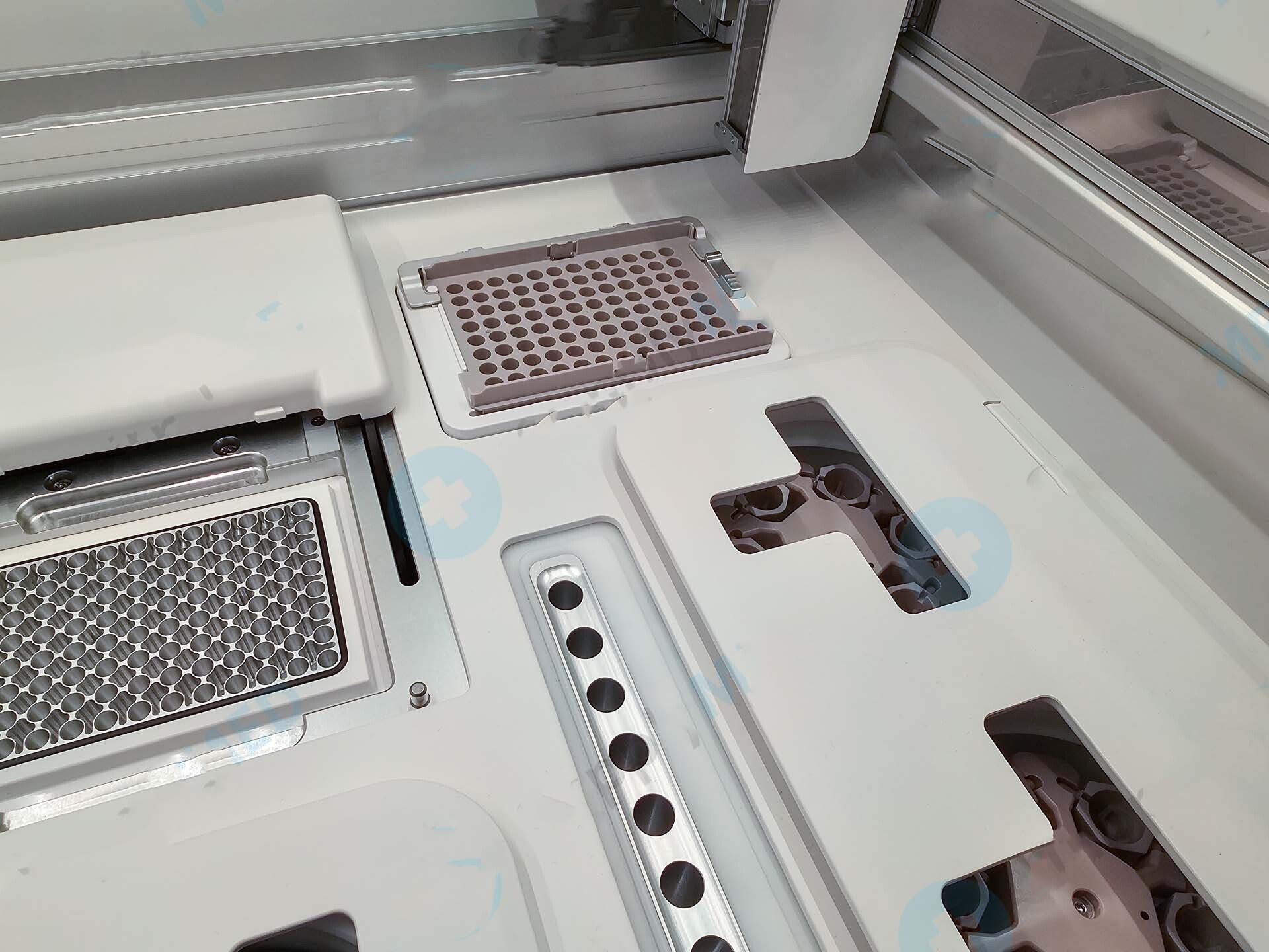圖為 已使用的 THERMO SCIENTIFIC Ion Chef 待售