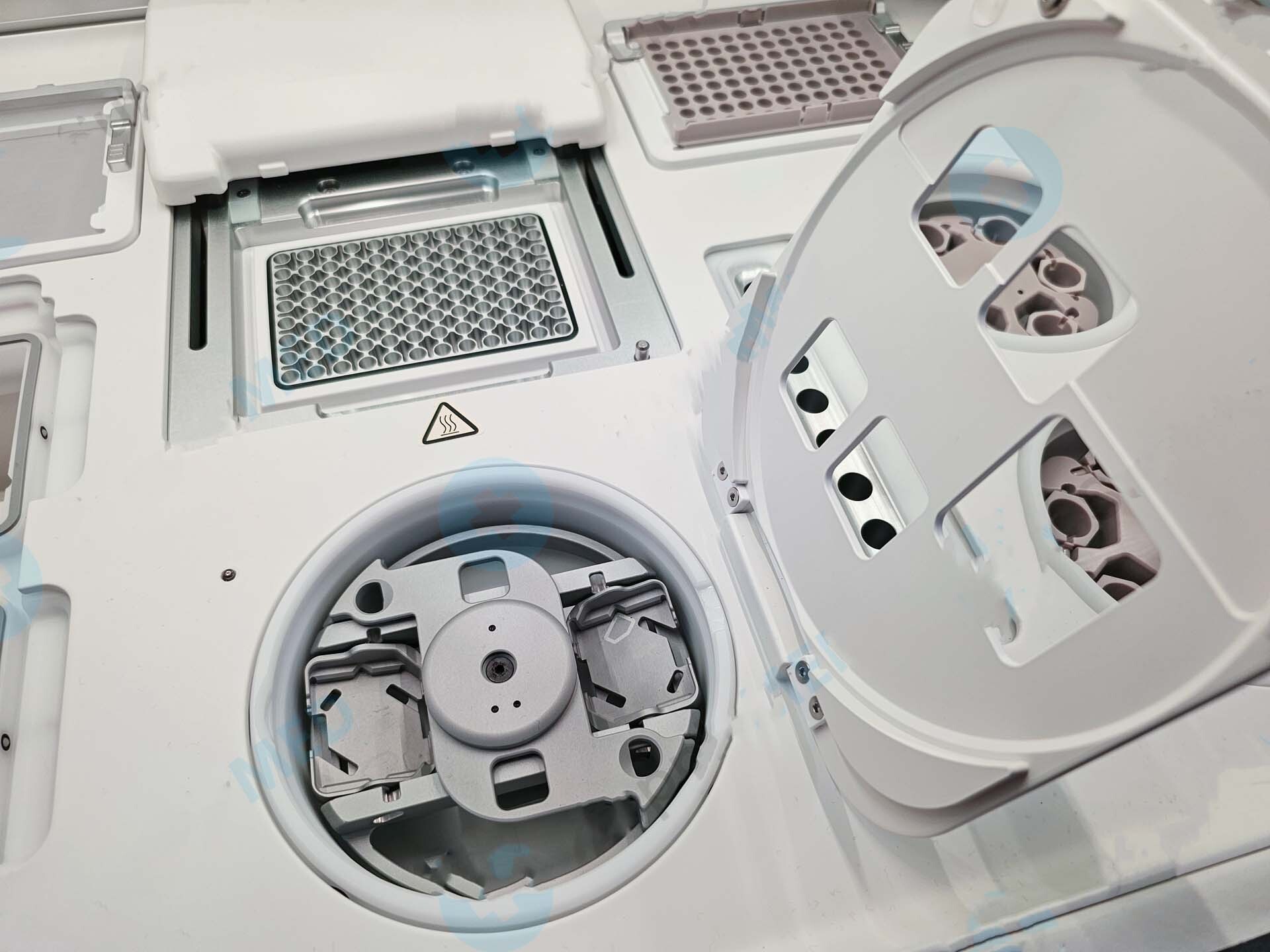 圖為 已使用的 THERMO SCIENTIFIC Ion Chef 待售