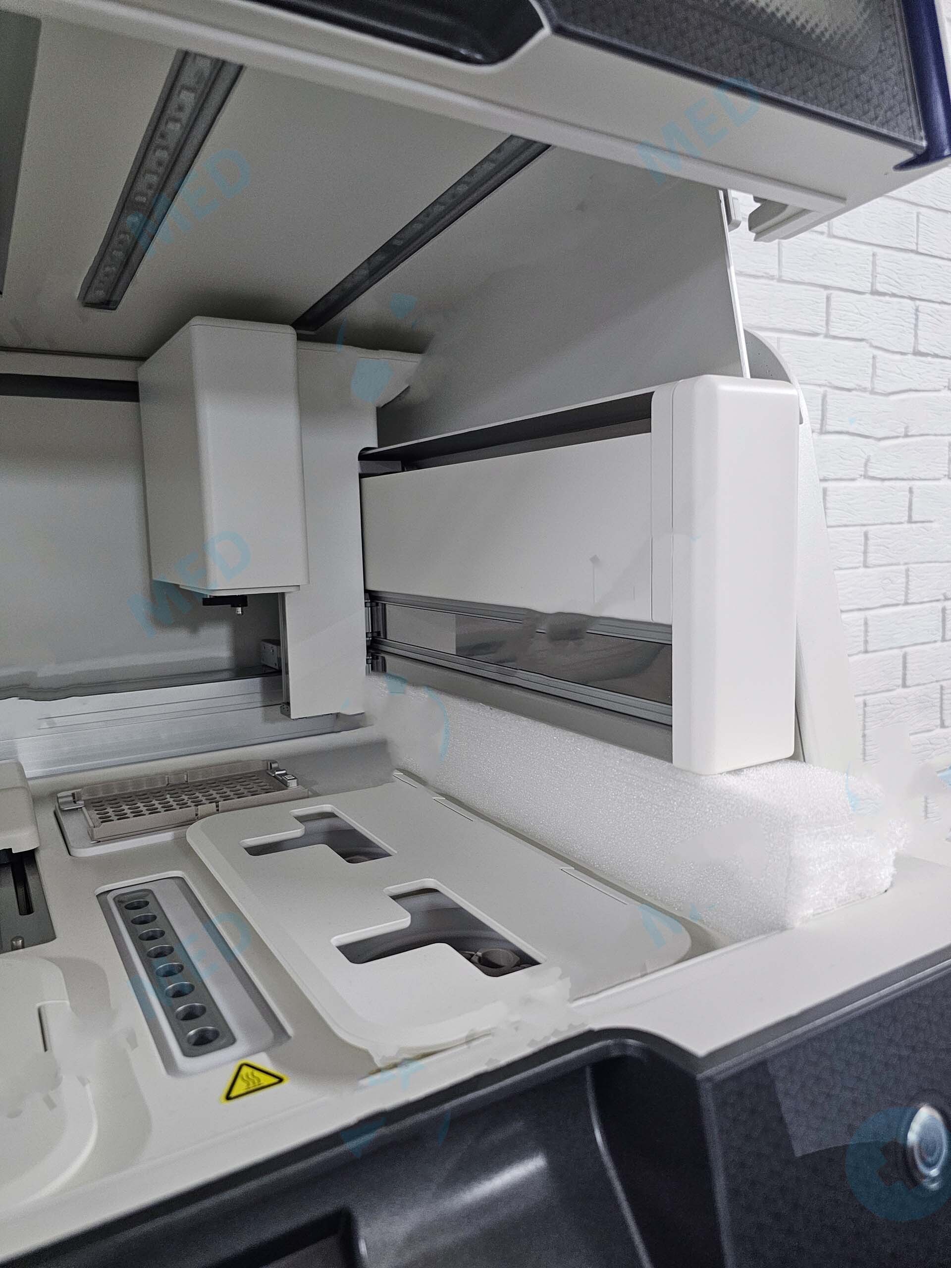 圖為 已使用的 THERMO SCIENTIFIC Ion Chef 待售