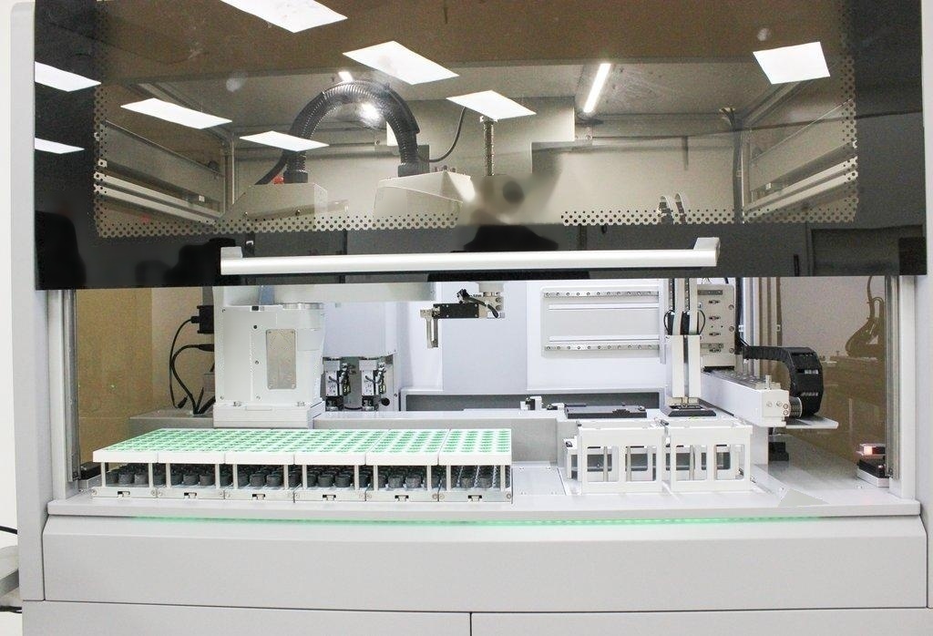 Foto Verwendet THERMO SCIENTIFIC KingFisher SpeciTRAX Zum Verkauf