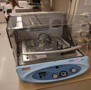 Photo Used THERMO SCIENTIFIC MaxQ 4000 For Sale