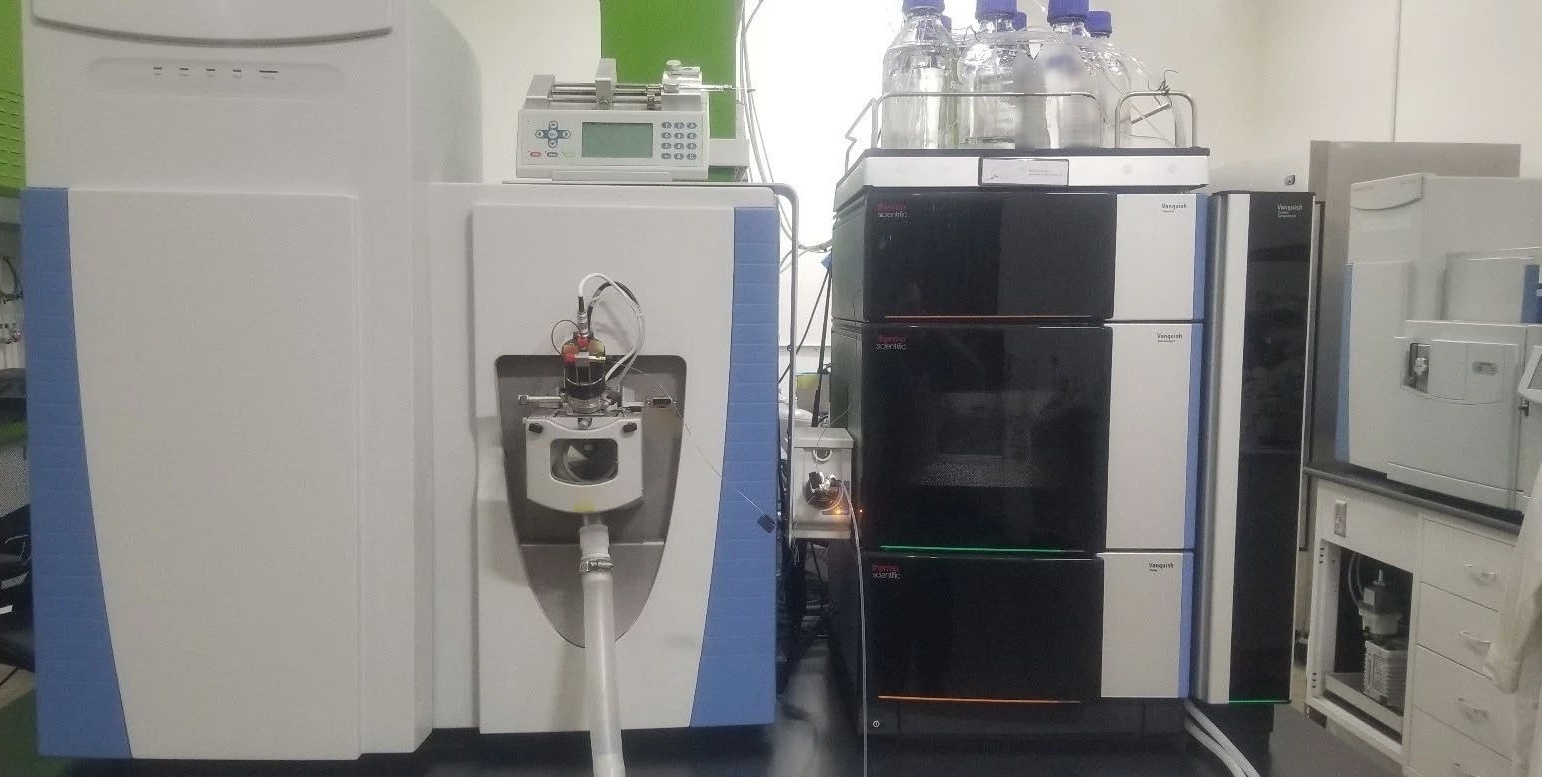 Foto Verwendet THERMO SCIENTIFIC ORBITRAP Q EXACTIVE Zum Verkauf