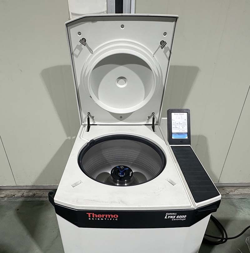 フォト（写真） 使用される THERMO SCIENTIFIC Sorvall LYNX 6000 販売のために