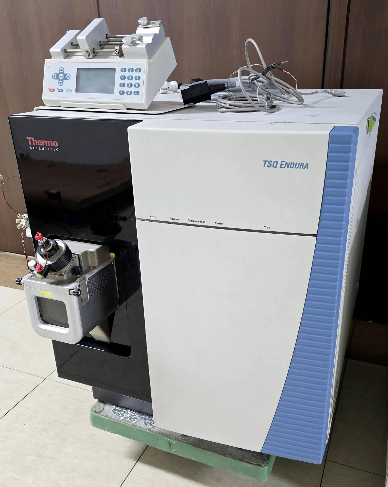 Photo Utilisé THERMO SCIENTIFIC TSQ Endura À vendre